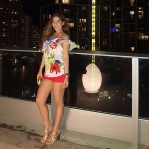 P.O.P colorful blouse